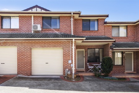 oversized townhouse with low strata