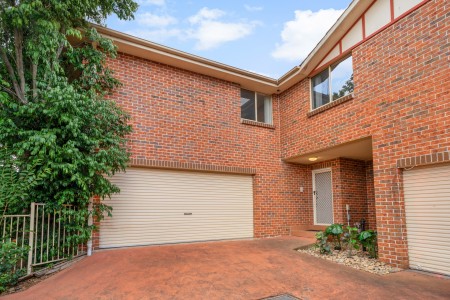 Spacious 4 Bedroom Townhouse