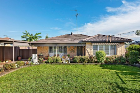 BEAUTIFUL FAMILY HOME