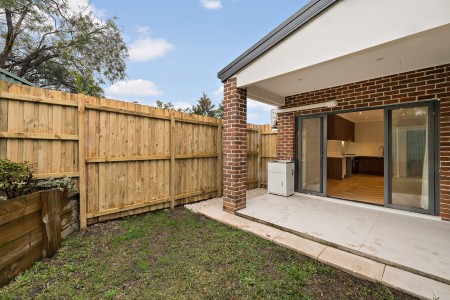 Perfectly Positioned Granny Flat With 2 Toilets
