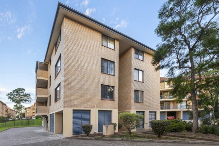 Walk to Blacktown Hospital, Station & Westpoint