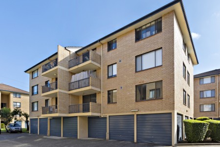 Renovated First Floor Apartment