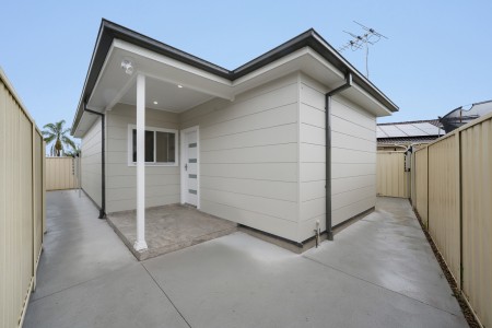 Brand New Granny Flat With 2 Toilets