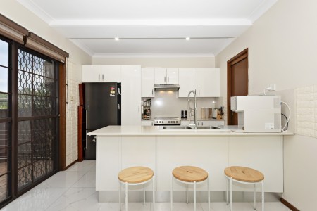 Modern Spacious 3 Bedroom Townhouse