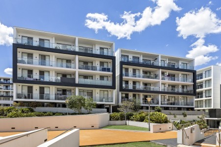 Modern Ground-Floor Apartment
