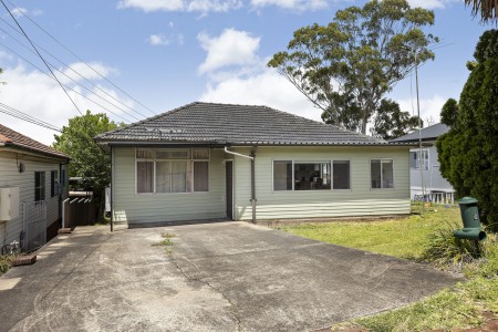 Family Home on Generous 581.7m2 Block