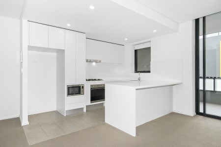 Modern 2 Bedroom Unit