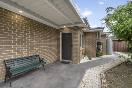 Neat 2 Bedroom Granny Flat