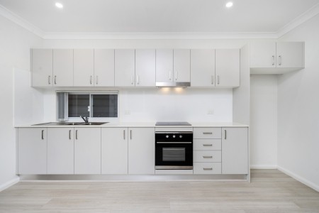 Neat 2 Bedroom Granny Flat