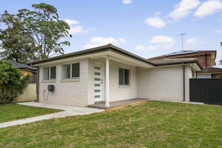 Brand New Granny Flat With Off Street Parking!