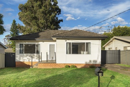 Freshly Painted 3 Bedroom Home