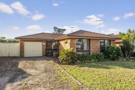 3 Bedroom Home In Quiet Cul-de-sac