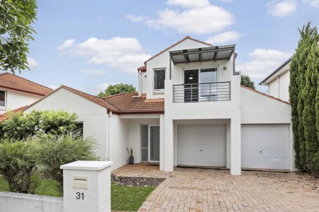 Stylish Living with Resort Amenities