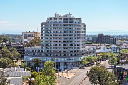 Sleek, Stylish & Superbly Located