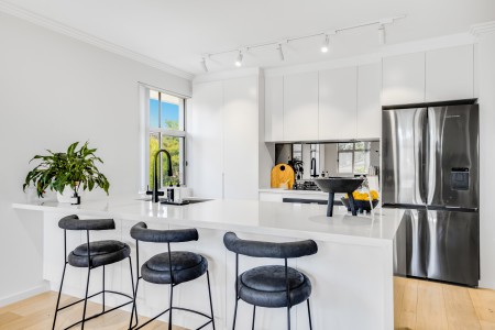 Modern 3 Bedroom Unit
