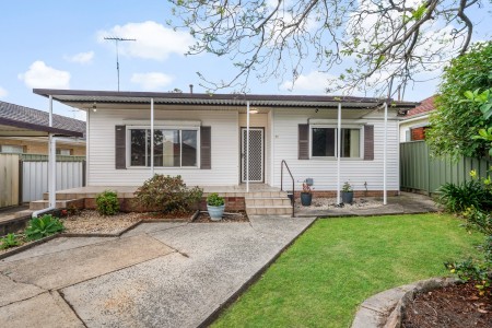 Freshly Painted 3 Bedroom Home