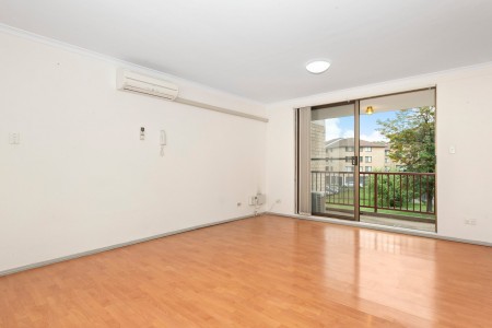 Two-Bedroom Apartment In Prime Location