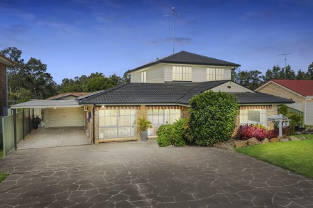 SOLD BY STARR PARTNERS GLENMORE PARK & PENRITH