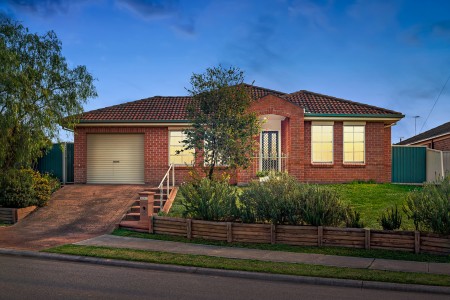 SOLD BY STARR PARTNERS PENRITH & GLENMORE PARK