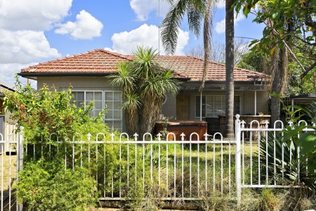 SOLD BY STARR PARTNERS PENRITH & GLENMORE PARK