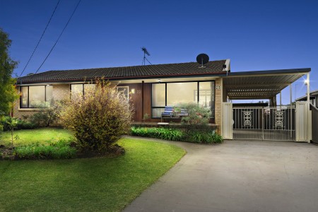 SOLD BY STARR PARTNERS PENRITH & GLENMORE PARK