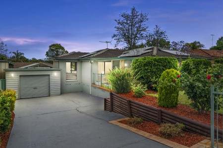 SOLD BY STARR PARTNERS PENRITH / GLENMORE PARK