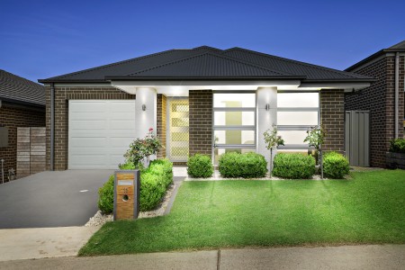 SOLD BY STARR PARTNERS PENRITH / GLENMORE PARK