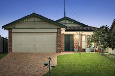 SOLD BY STARR PARTNERS PENRITH / GLENMORE PARK