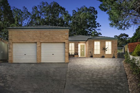 SOLD BY STARR PARTNERS PENRITH / GLENMORE PARK