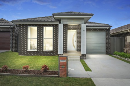 SOLD BY STARR PARTNERS PENRITH & GLENMORE PARK