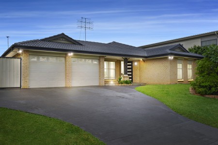 SOLD BY STARR PARTNERS PENRITH & GLENMORE PARK