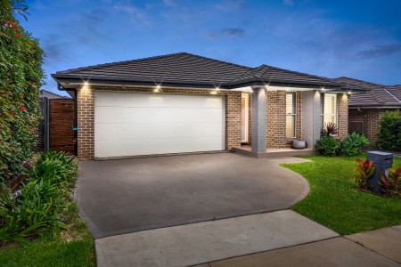 SOLD BY STARR PARTNERS PENRITH & GLENMORE PARK