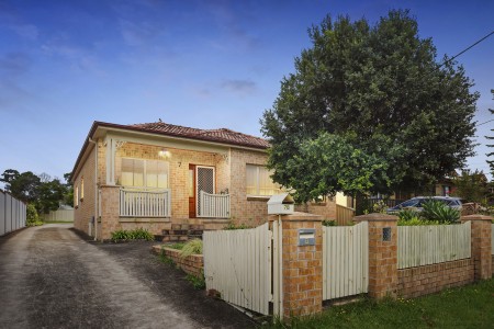 SOLD BY STARR PARTNERS GLENMORE PARK & PENRITH