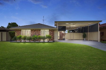 SOLD BY STARR PARTNERS GLENMORE PARK & PENRITH