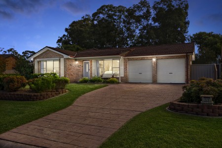 SOLD BY STARR PARTNERS GLENMORE PARK & PENRITH