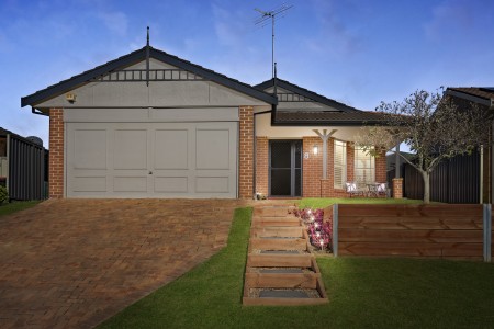 SOLD BY STARR PARTNERS GLENMORE PARK & PENRITH