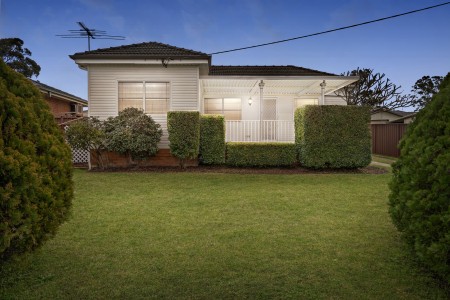 SOLD BY STARR PARTNERS PENRITH, GLENMORE PARK & WINDSOR