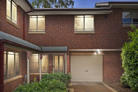 SOLD BY STARR PARTNERS PENRITH, GLENMORE PARK & WINDSOR