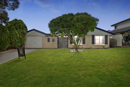 SOLD BY STARR PARTNERS PENRITH, GLENMORE PARK & WINDSOR