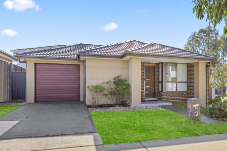 SOLD BY STARR PARTNERS GLENMORE PARK | PENRITH