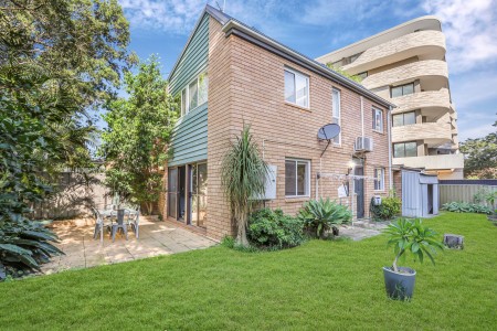 SOLD BY STARR PARTNERS GLENMORE PARK | PENRITH