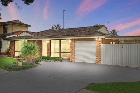 A Perfect Family Oasis in Erskine Park - Corner Block!!