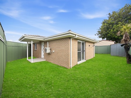 Neat & Tidy Granny Flat With Water Included!