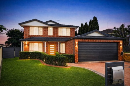 Impressive Family Home, located in one of the best streets of Erskine Park!!!!