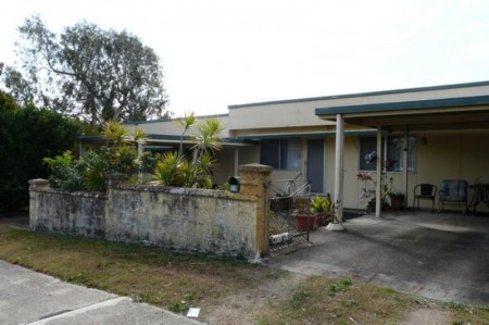 2/8 VIOLET ST, Redcliffe, QLD 4020