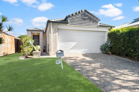 3A OLIVINE COURT, Rothwell, QLD 4022