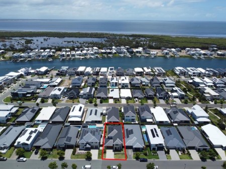 66 AEGEAN AVENUE, Newport, QLD 4020