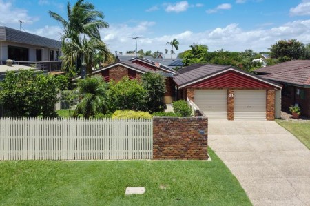 21 Dolphin Street, Newport, QLD 4020