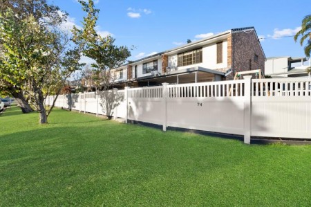 2/74 Kate Street, Woody Point, QLD 4019