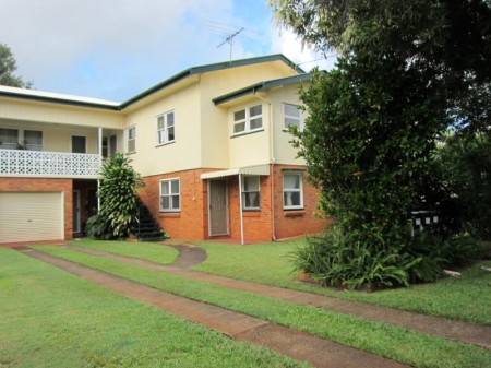 1/37 Queen Street, Scarborough, QLD 4020
